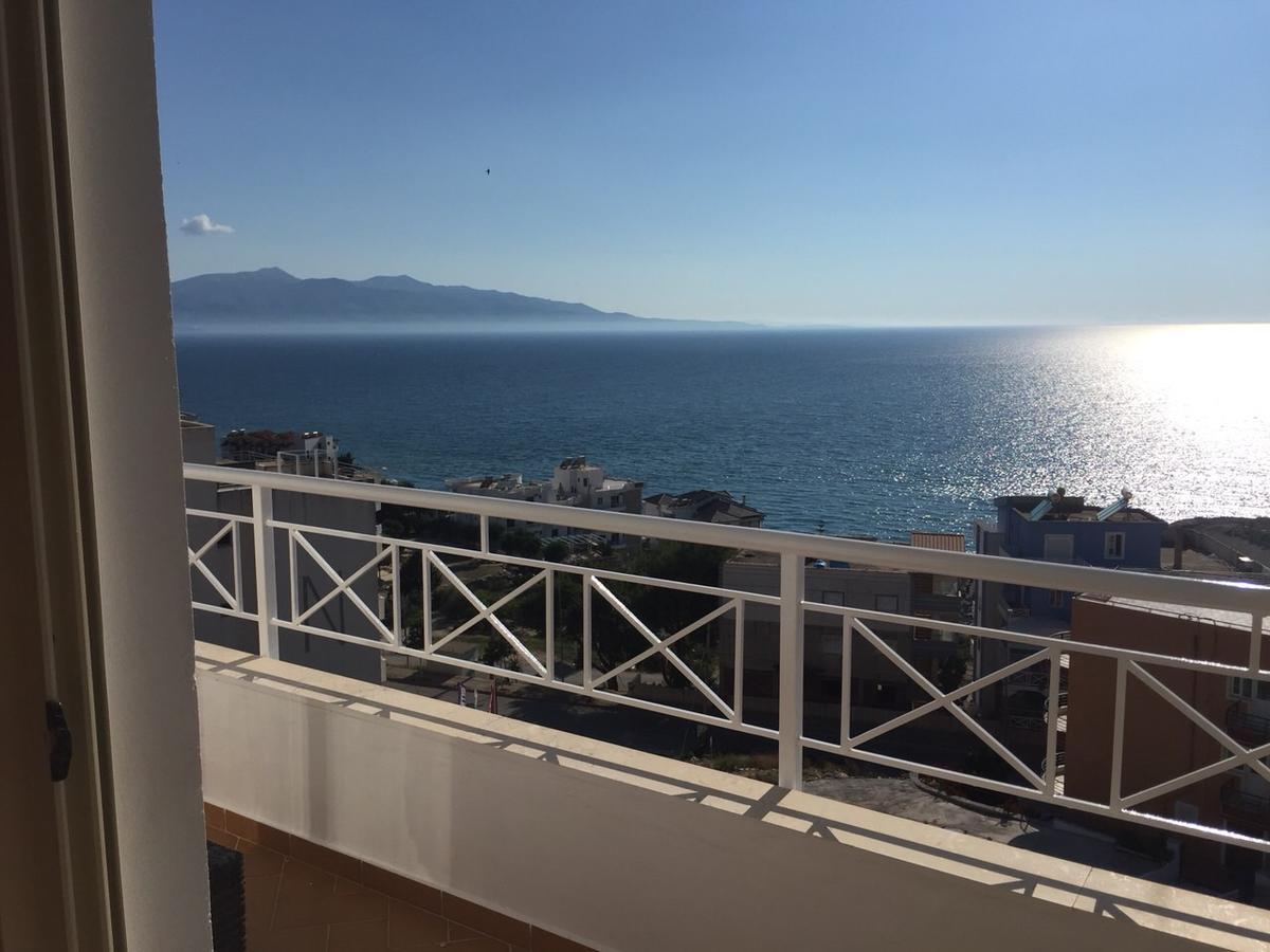 Apartments On The Beach Sarandë Exterior foto