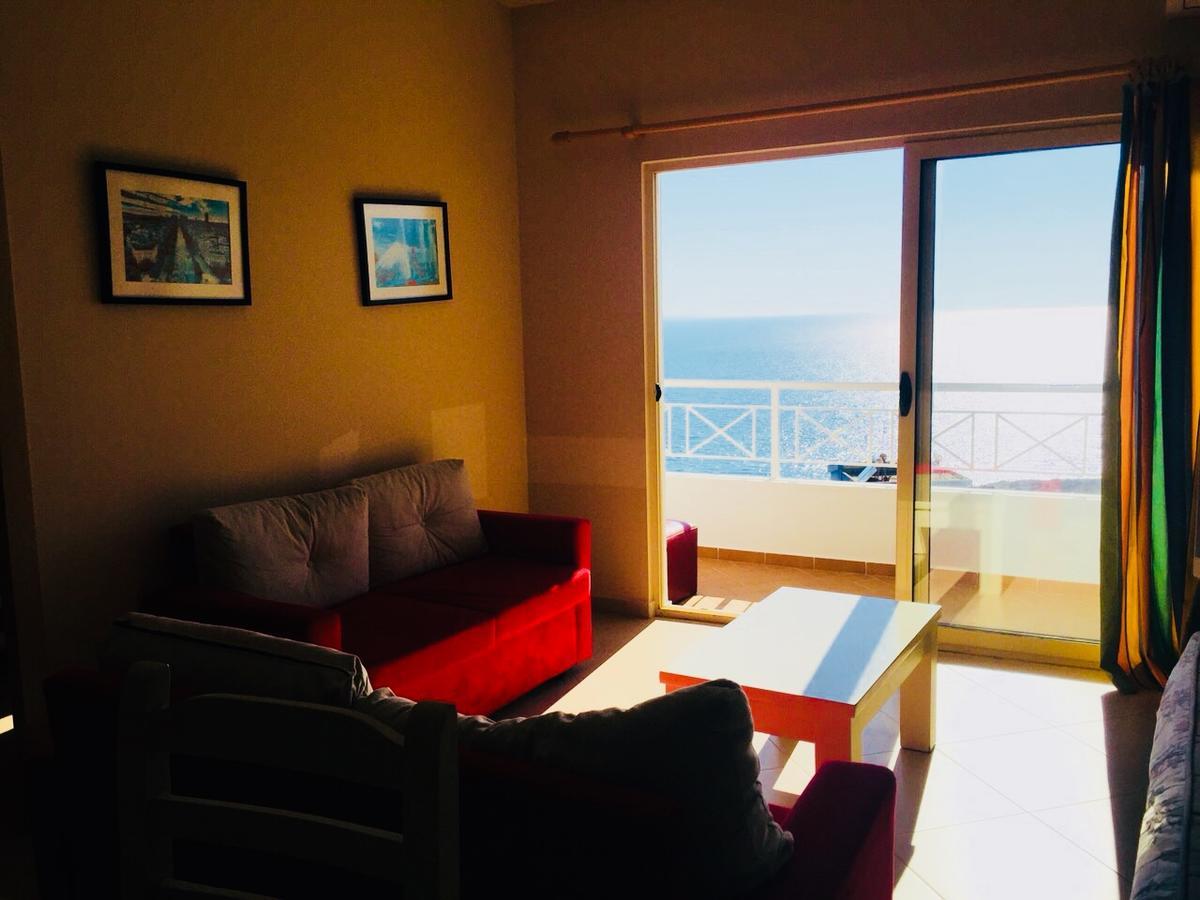 Apartments On The Beach Sarandë Exterior foto