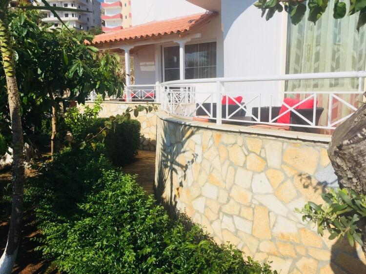Apartments On The Beach Sarandë Exterior foto